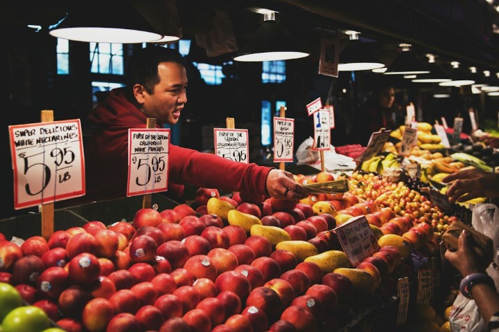 Selling Organic Fruits